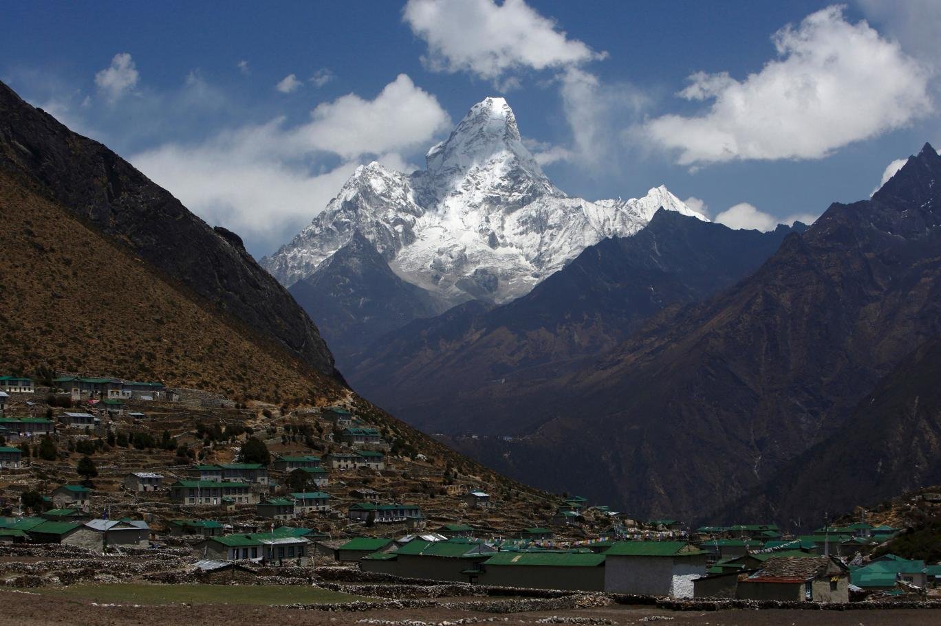 German Climber Dies After Falling During Descent From Nepal’s Ama Dablam
