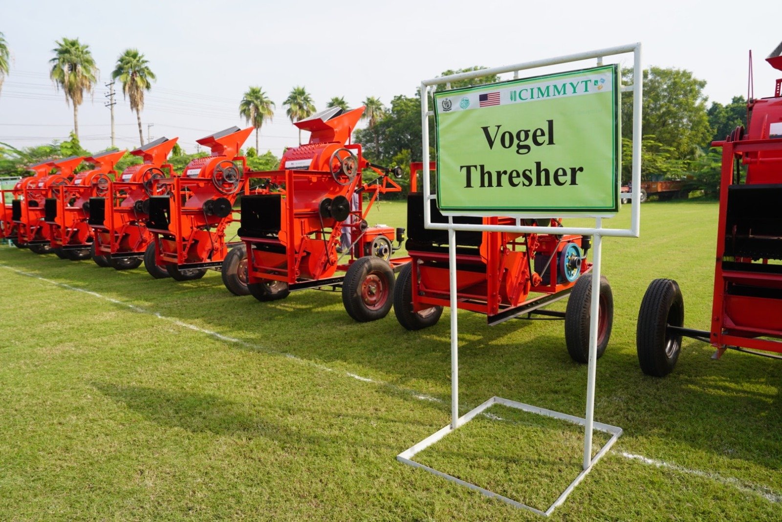 CIMMYT Strengthens Wheat Research in Pakistan with New Equipment