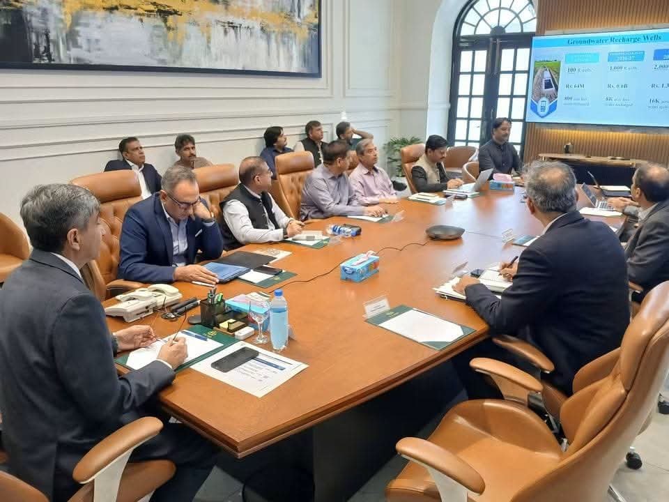 Punjab Reviews Water Resource Management Plan to Strengthen Water Conservation