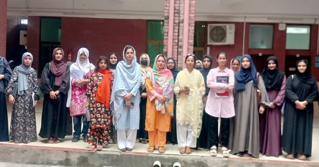 Youth for Humanity Club Organises Smog Awareness Event to Promote Health and Environmental Protection