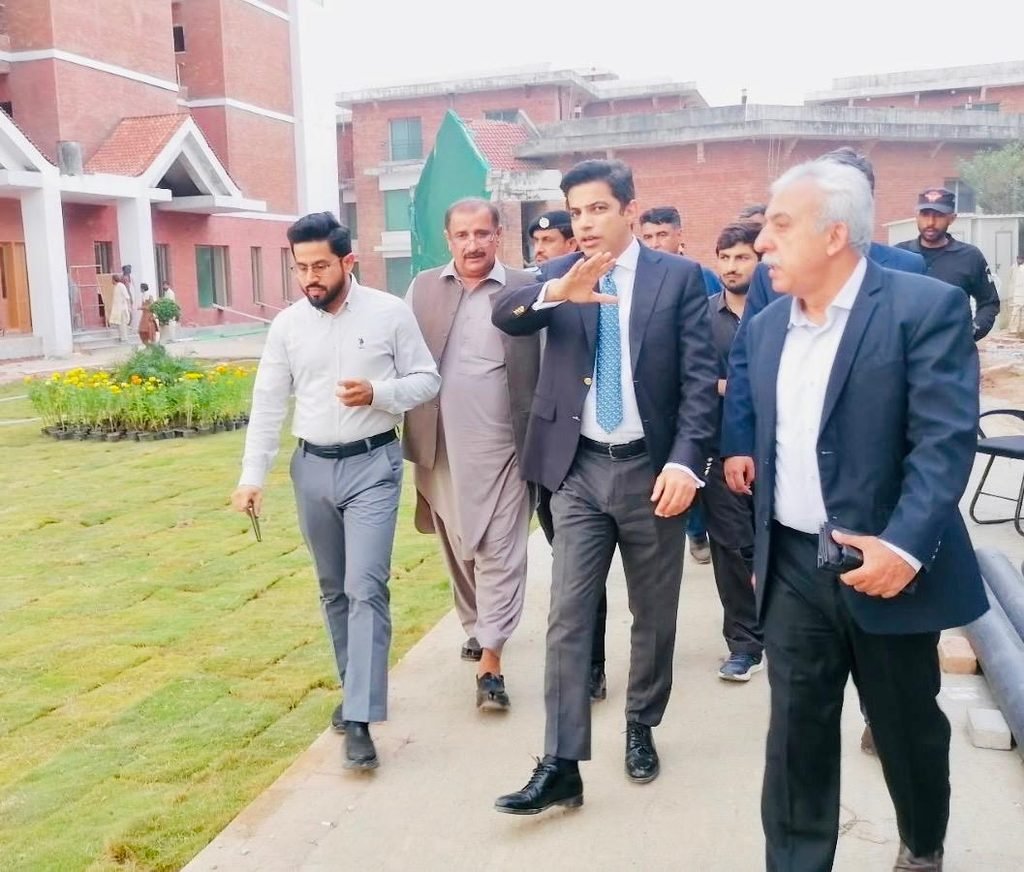 CDA Chairman Reviews Islamabad Development Projects, Market Beautification and Infrastructure Upgrades