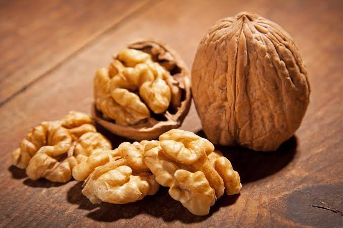 Daily Walnut Consumption May Benefit Health, Study Finds
