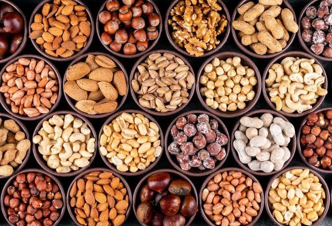 Dry Fruits: Health Benefits, Potential Risks and How Much You Should Eat Daily